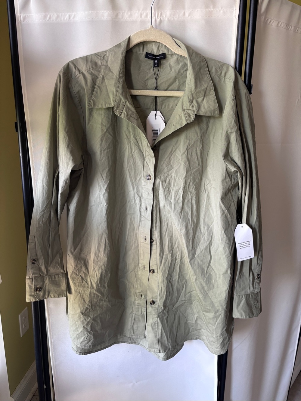 Universal Standard NWT Light Sage Green Button-Front Women's Shirt